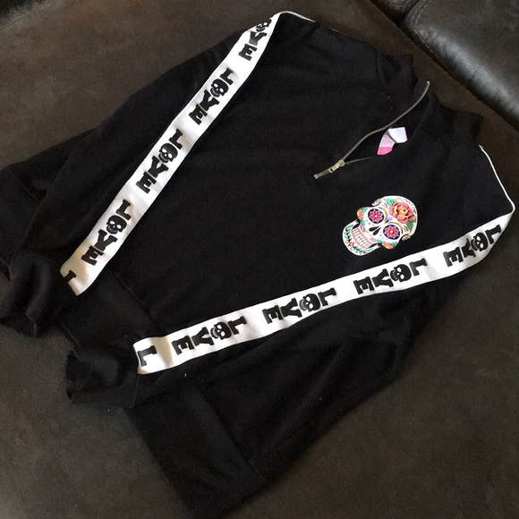 Half zip pullover - Picture 2 of 3